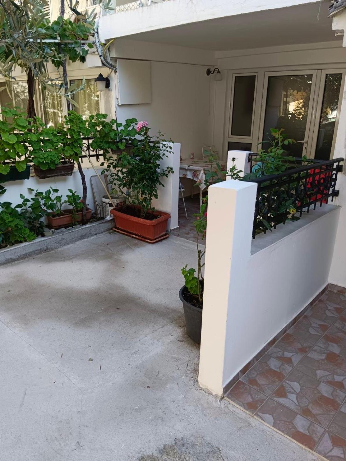 Apartments Gvozdenović Petrovac Buitenkant foto